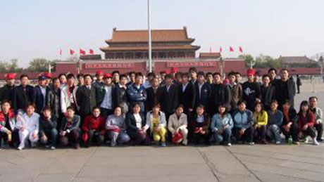 2009年员工春游广场